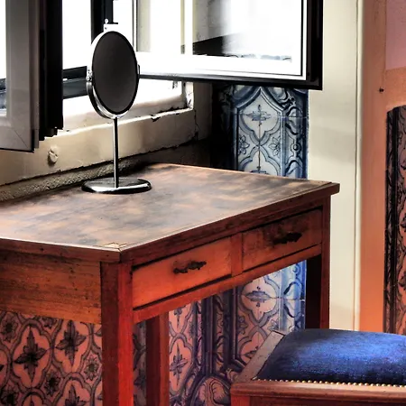 Hostel Wot New Social *