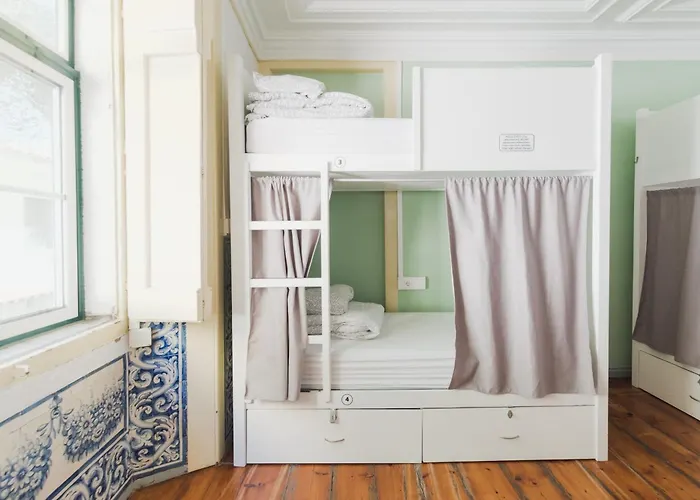 Hostel Wot New Social