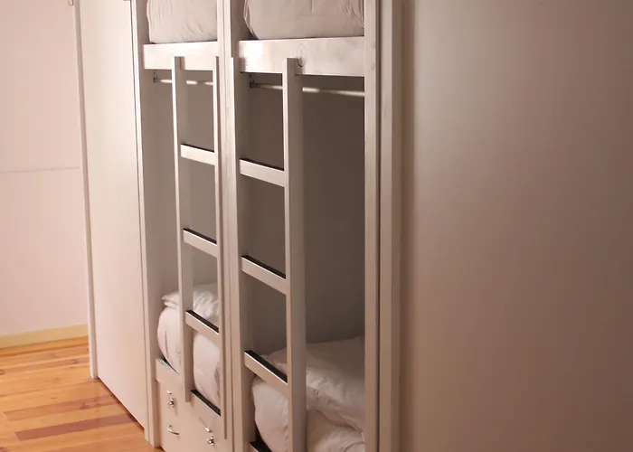 Wot New Social Ostello